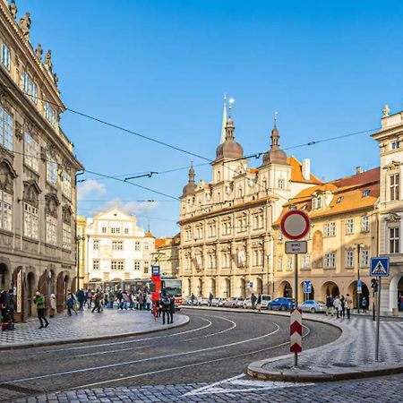 Apartamento Bright Studio Close To Charles Bridge And Prague Castle Exterior foto