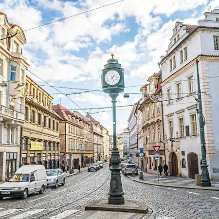 Apartamento Bright Studio Close To Charles Bridge And Prague Castle Exterior foto