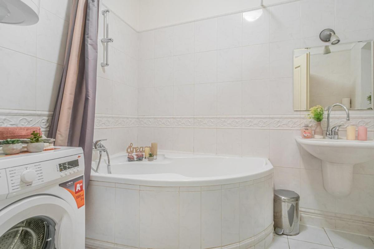 Apartamento Bright Studio Close To Charles Bridge And Prague Castle Exterior foto